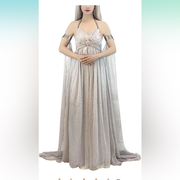 Daenerys (khaleesi) dragon queen costume - Picture 1 of 8